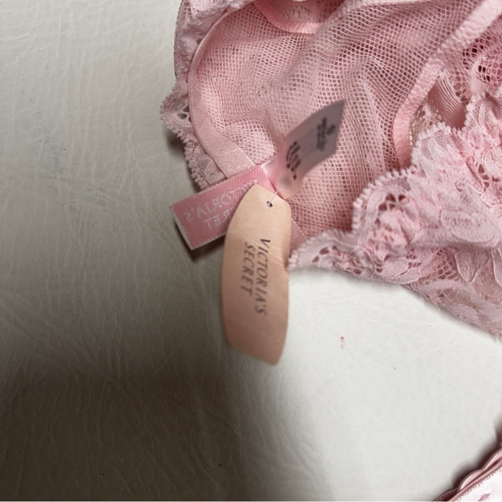 NWT Y2K Victoria's Secret Pink Lace Skirted Thong Removable Garter Straps, S - Picture 4 of 9